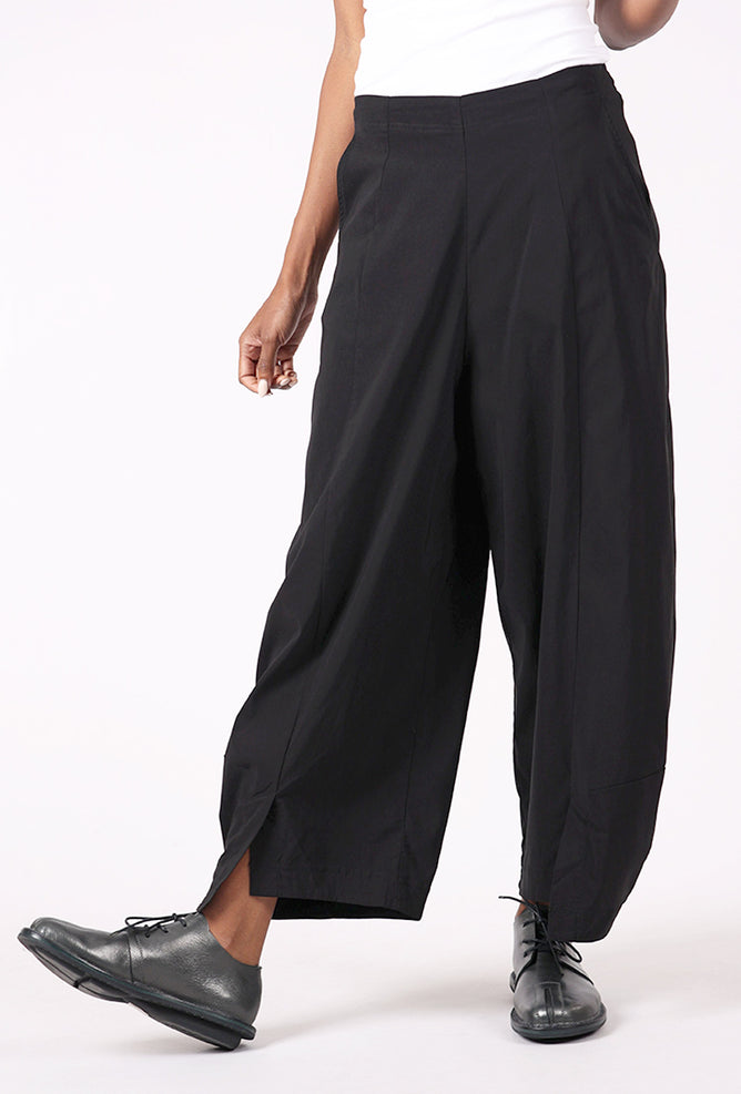 Rundholz Sig Stretch Slouch Lantern Pant, Black 