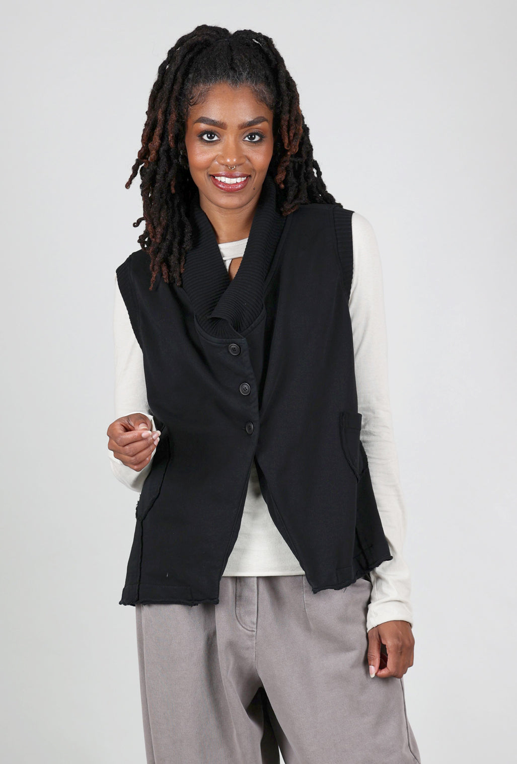 Baci Topstitch Pocket Vest, Black 