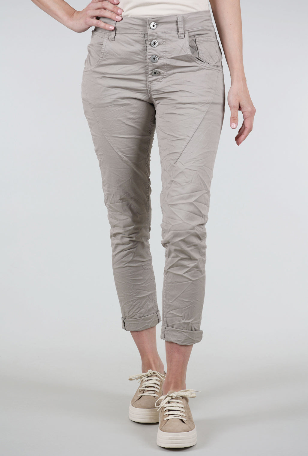 Femme Fatale Four-Button Spring/Summer Signature Pant, Dark Sand 