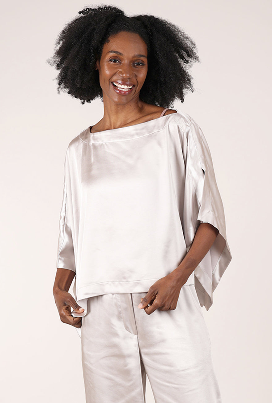 Planet Sateen Off-Shoulder, Putty 