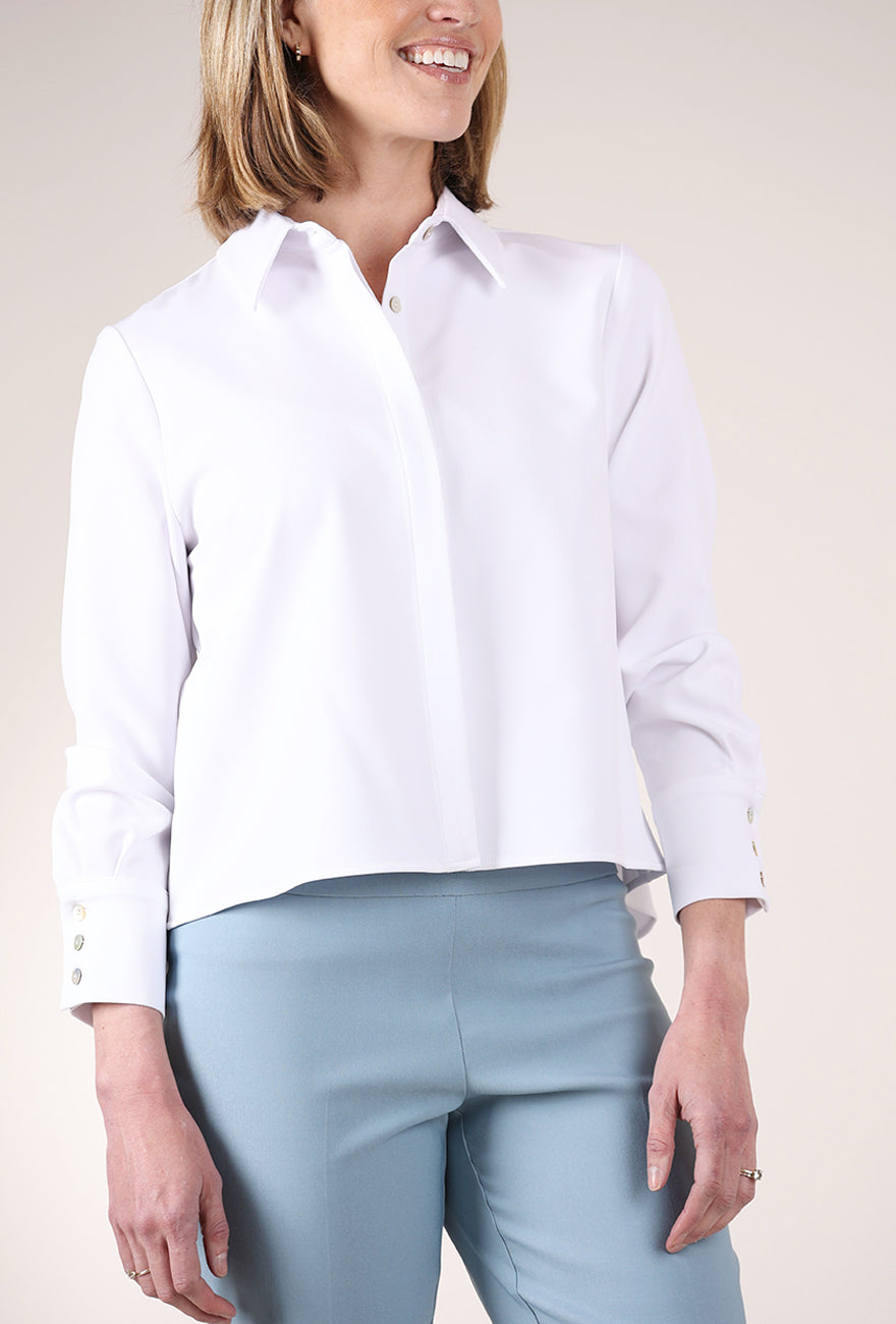 Estelle & Finn Shorter Pleat-Back Blouse, White 