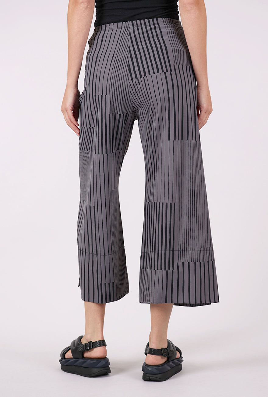 Porto Print Holiday Pant, Quail Staccato 