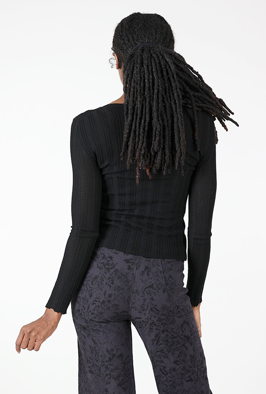 Hija Fine Wool Top, Black Angle 3