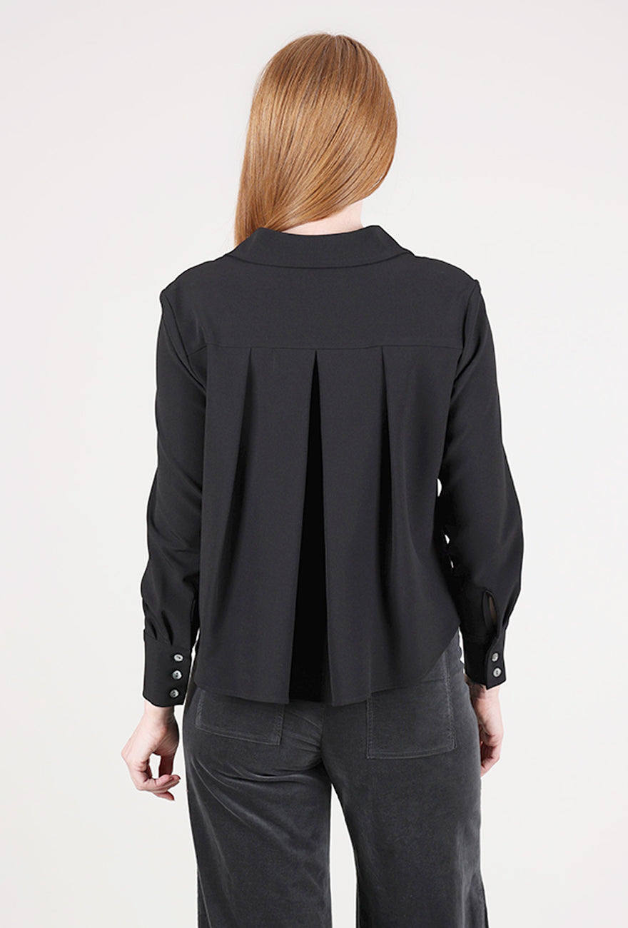 Estelle & Finn Shorter Pleat-Back Blouse, Black 