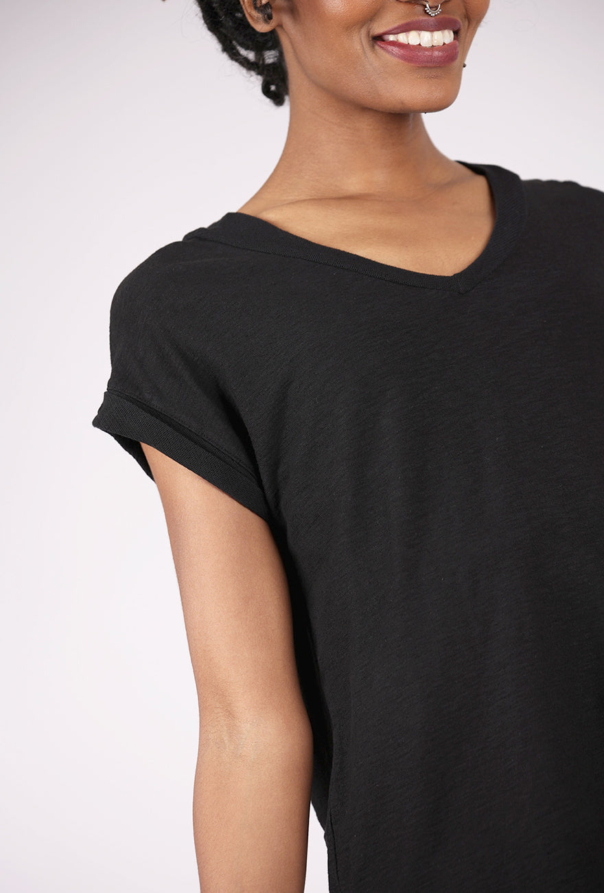 Cut Loose Mesh Trim V-Neck Tee, Black 