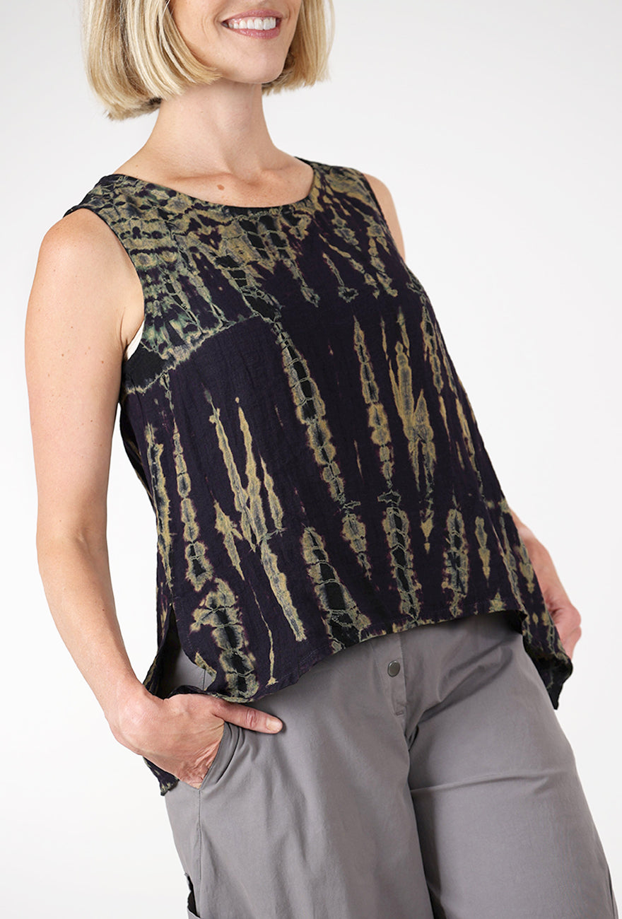 Gail's Tank, Autumn Print Angle 4