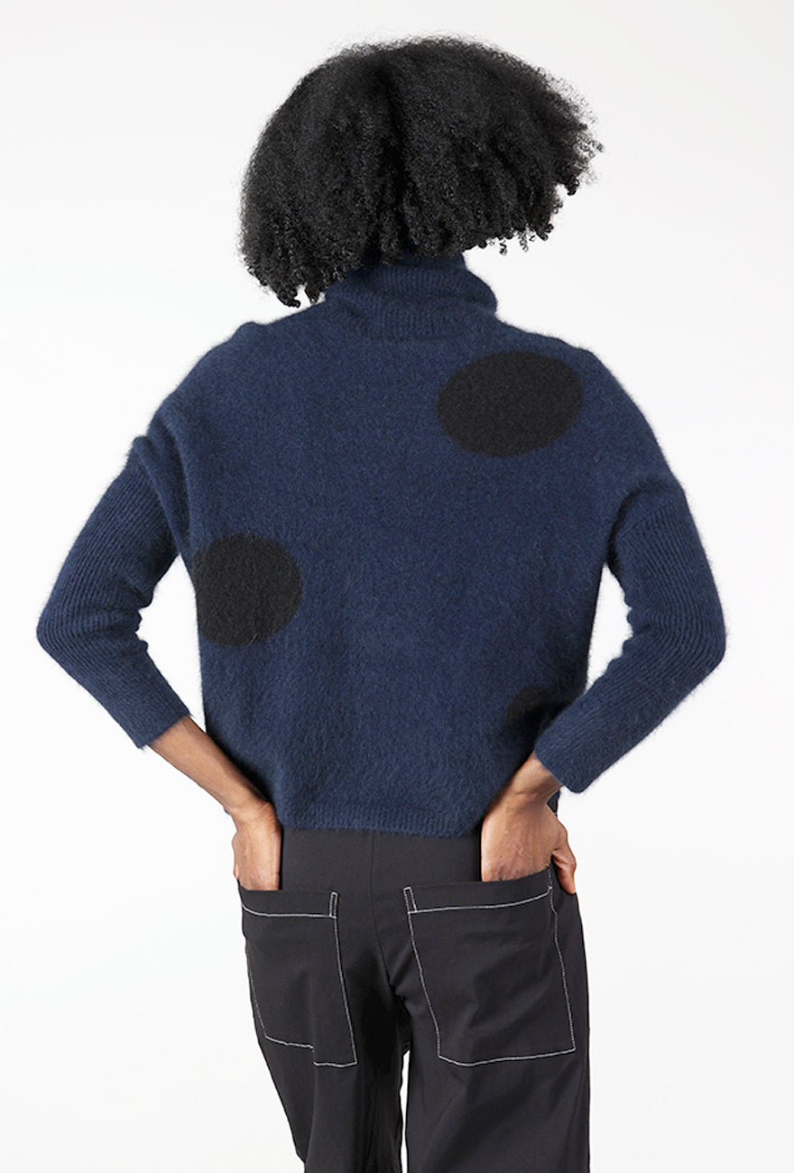 Subtle Dot Raccoon Tneck, Midnight/Black