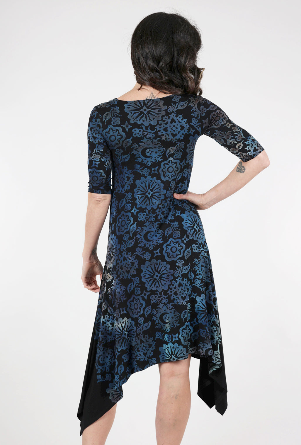 Heyne Bogut Elbow-Sleeve Bat Dress, Blues 