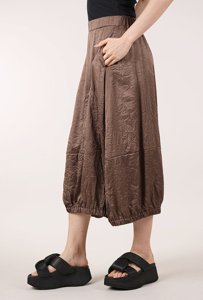 Kozan Adley Skirt, Cafe 