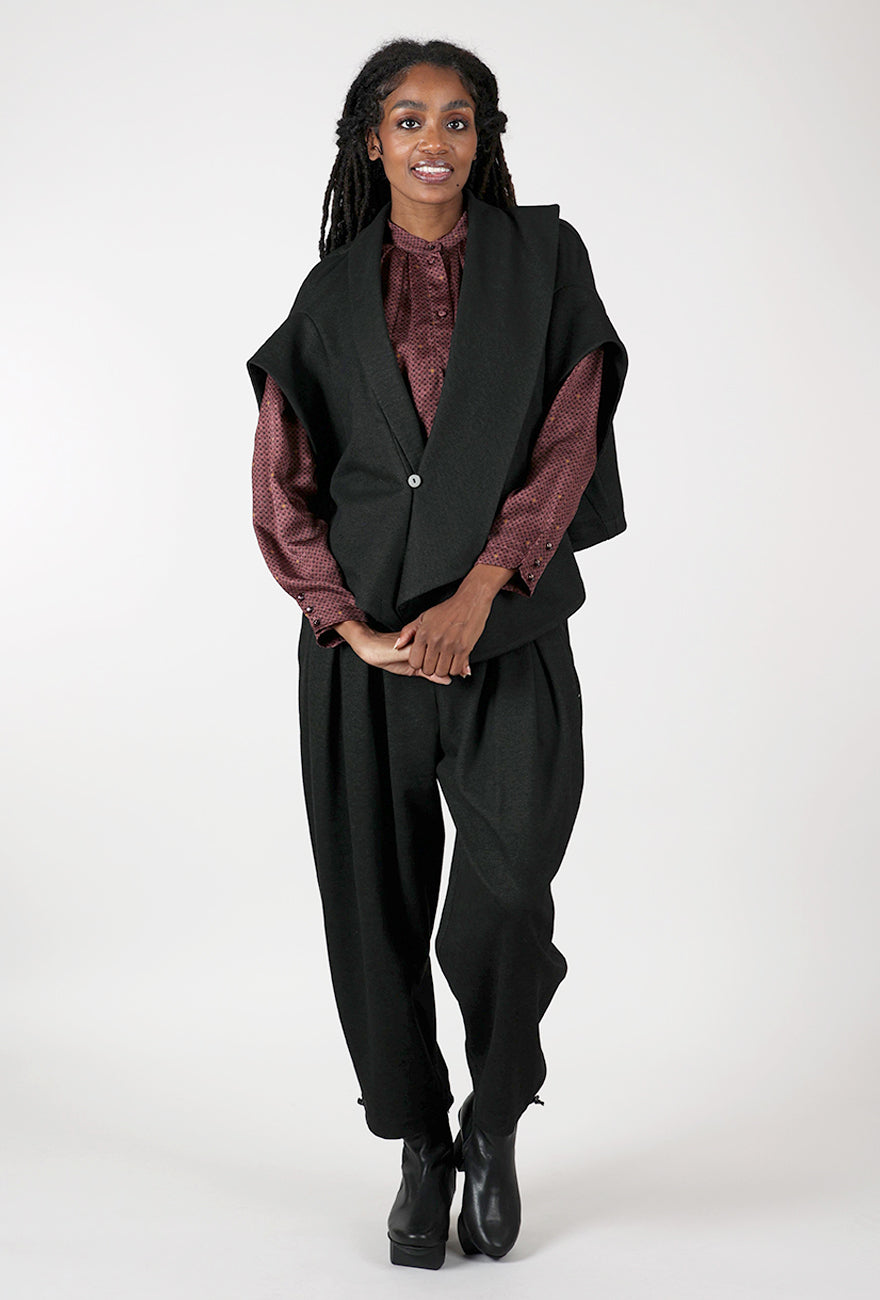 Lotus Eaters Renak Cape, Dark Khaki 