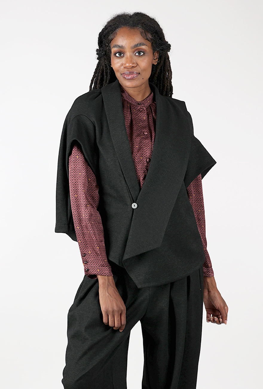Lotus Eaters Renak Cape, Dark Khaki 