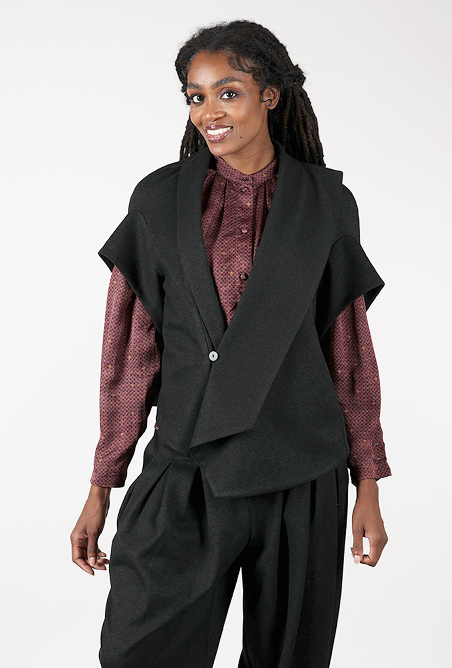 Lotus Eaters Renak Cape, Dark Khaki 