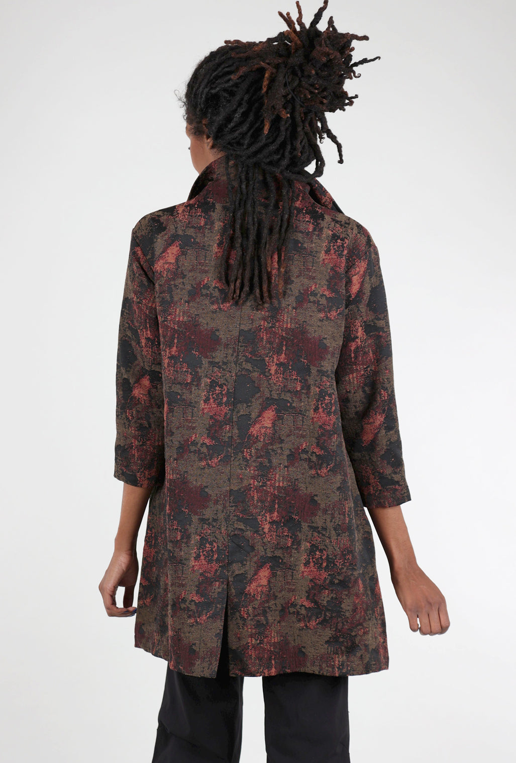 M Square Funnel Neck Brocade Jacket, Ruby Bloom 