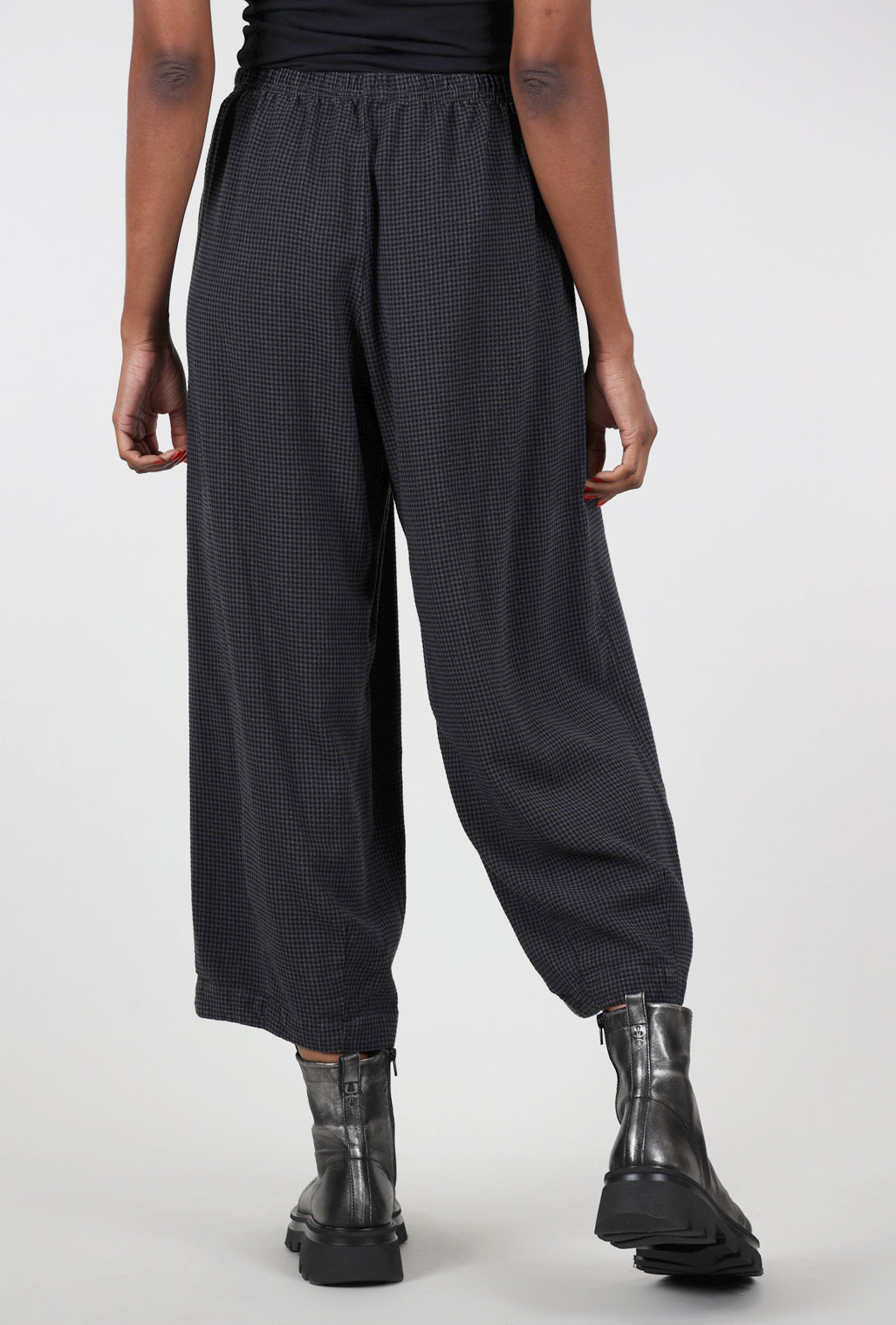 Cut Loose Mini-Check Cropped Pants, Anthracite 