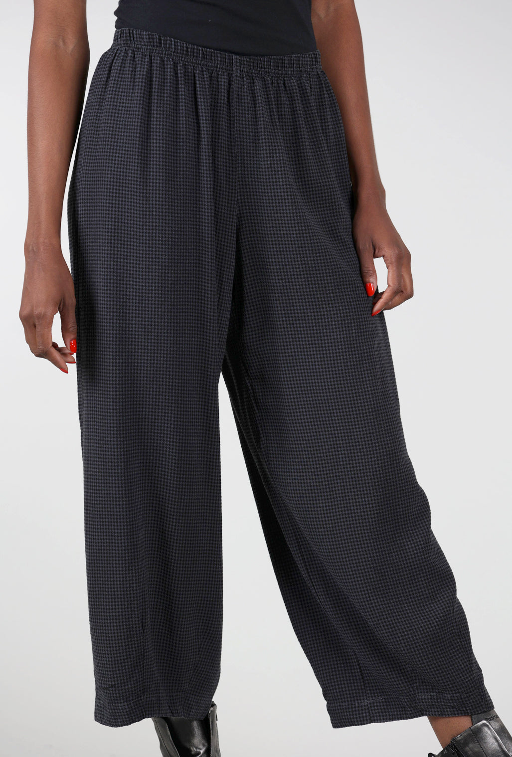 Cut Loose Mini-Check Cropped Pants, Anthracite 