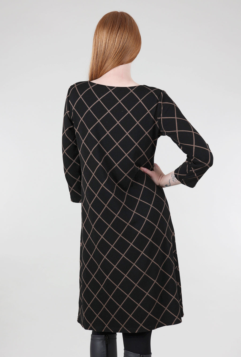 Cut Loose Diamond Knit Boatneck Dress, Saddle 