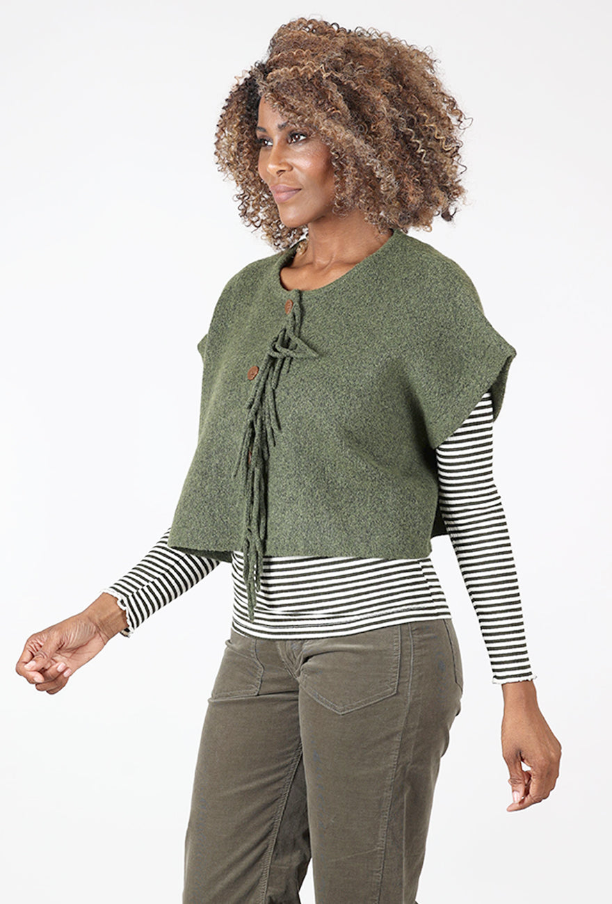 Kerisma Sachi Vest, Olive Jade 