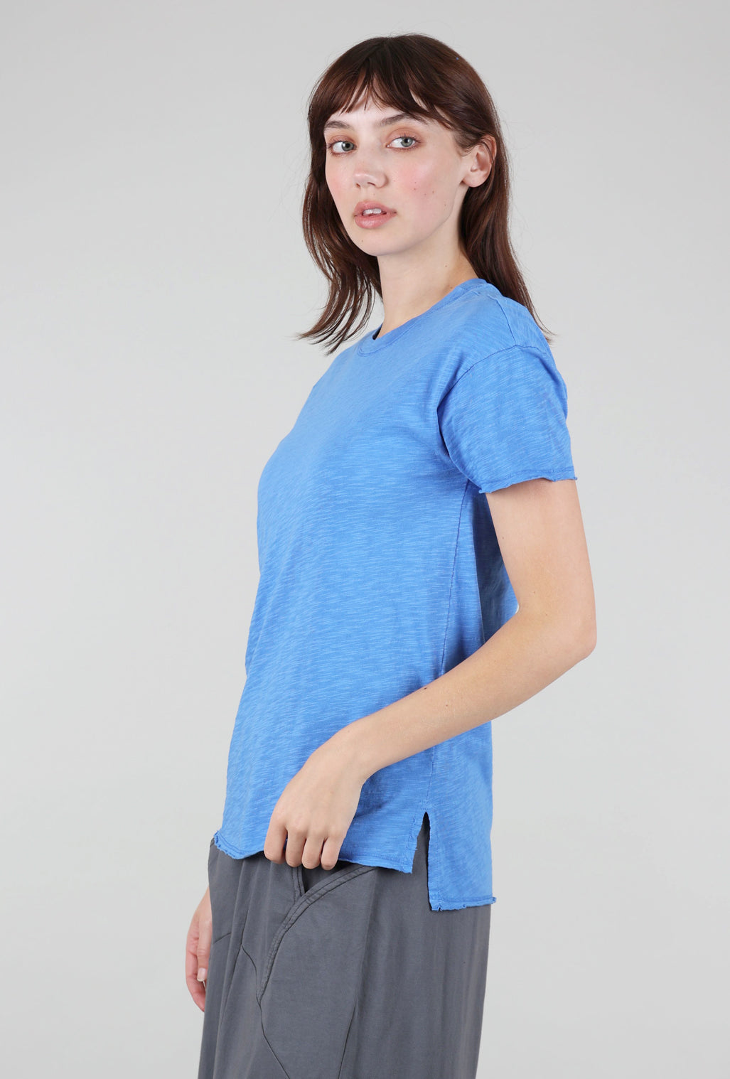 Mododoc Short-Sleeve Step-Hem Crewneck Tee, Blue Cruise 