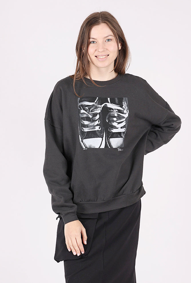 CPress Studio Studio CP Cozy Sweatshirt, Black/Tied Up 