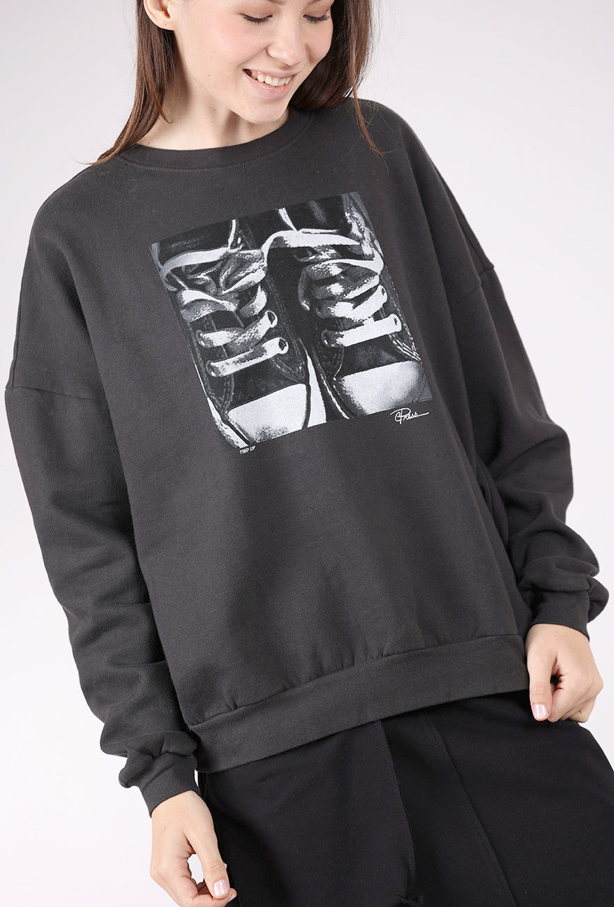 CPress Studio Studio CP Cozy Sweatshirt, Black/Tied Up 