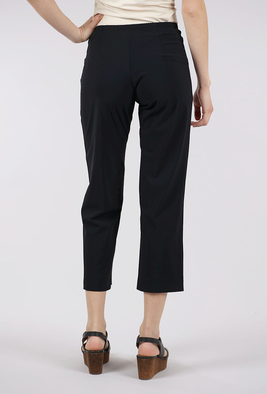 Porto Jet Jersey Crop Traveler Pant, Black 