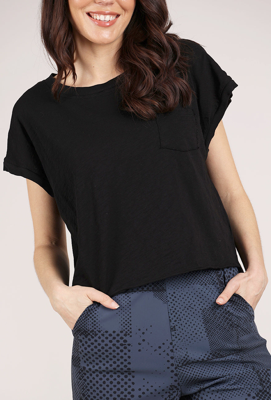 Mododoc Short Dolman Step Hem Tee, Black 