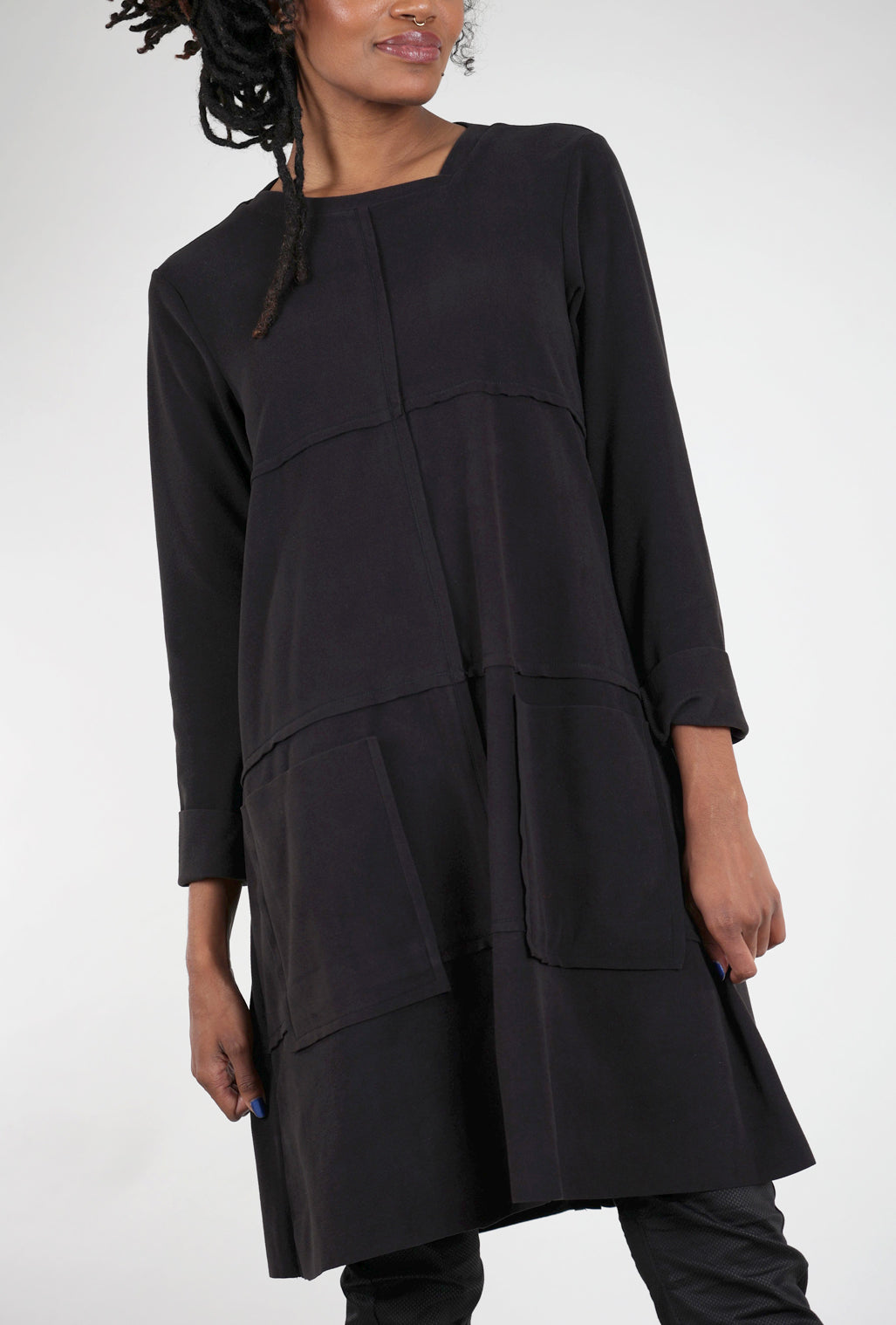 Ozai Ozai Extra Cozy Easy Dress, Black 