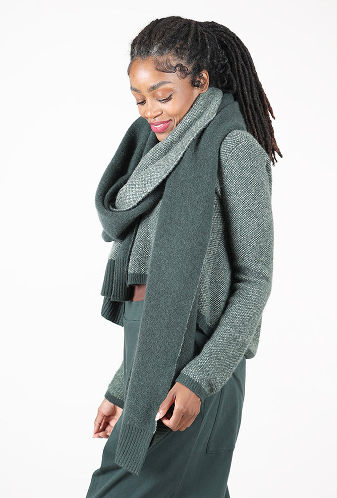 Rundholz Pointillism Jacquard Scarf, Forest/Park 