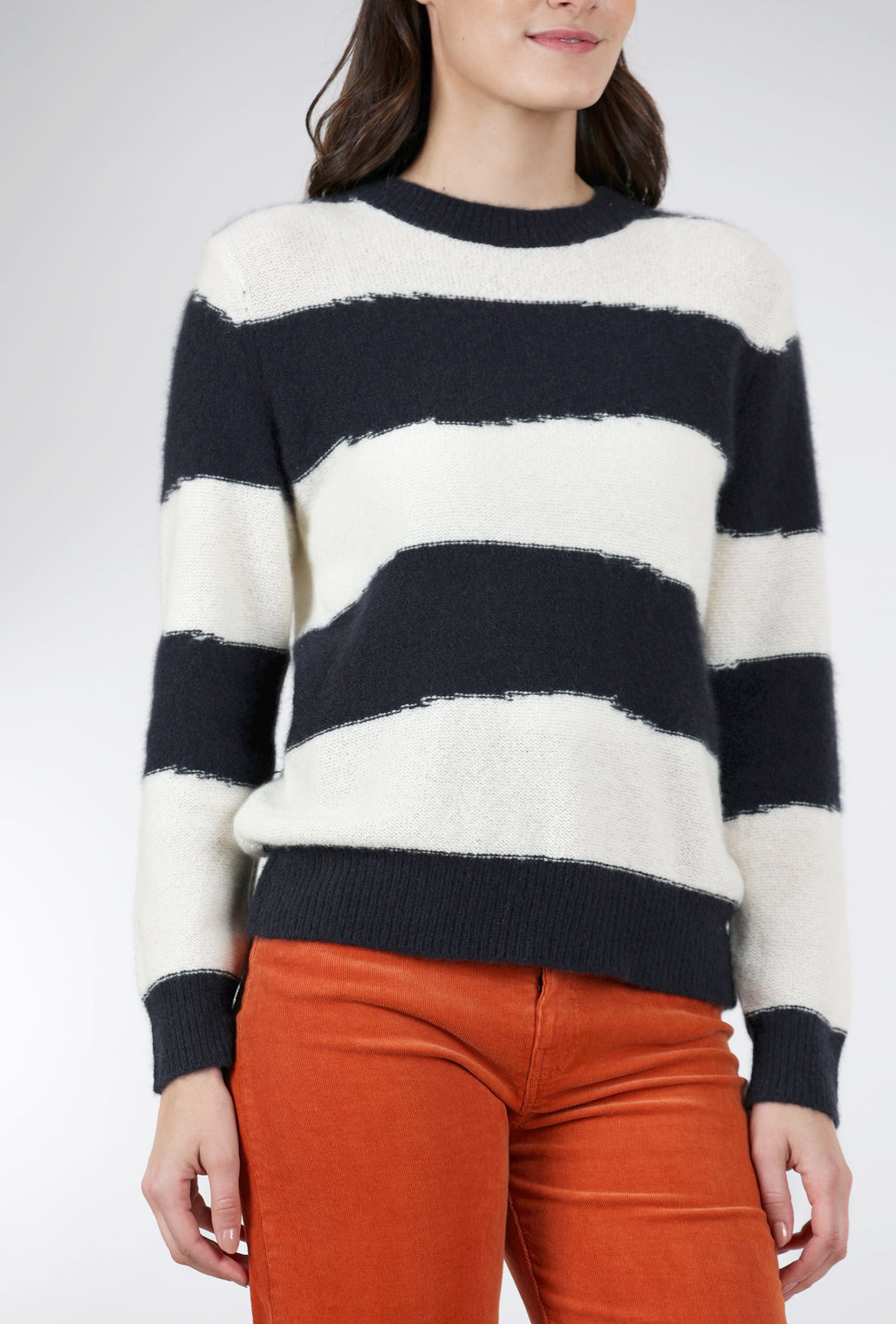 Estheme Cashmere Cozy Lofted Cashmere Pullover, Cream/Navy 