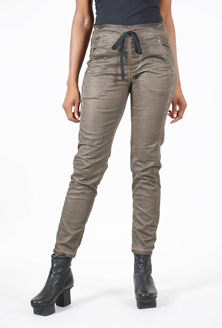 Iconic Jeans, Brown