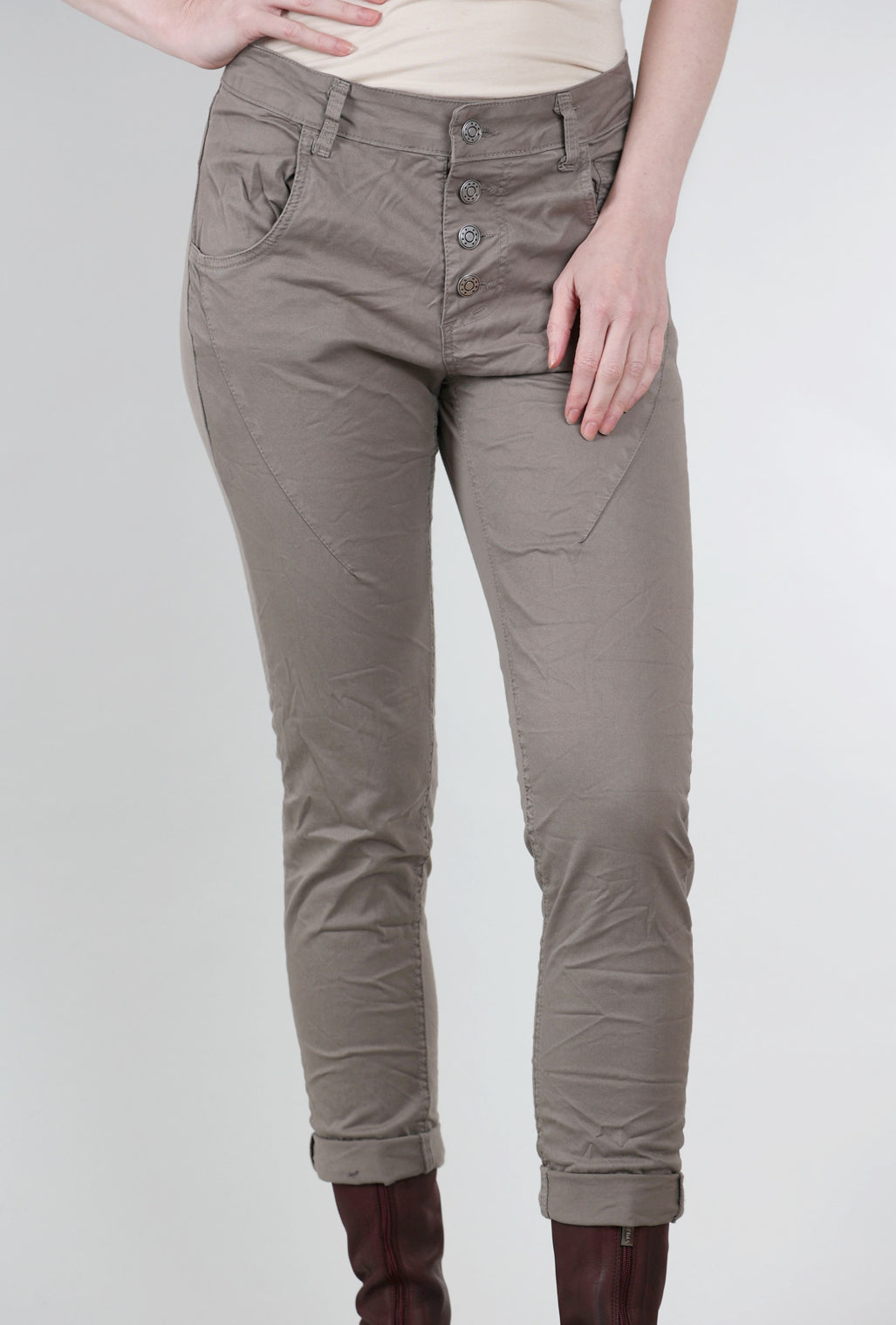 Femme Fatale Four-Button F/W Signature Pant, Taupe 