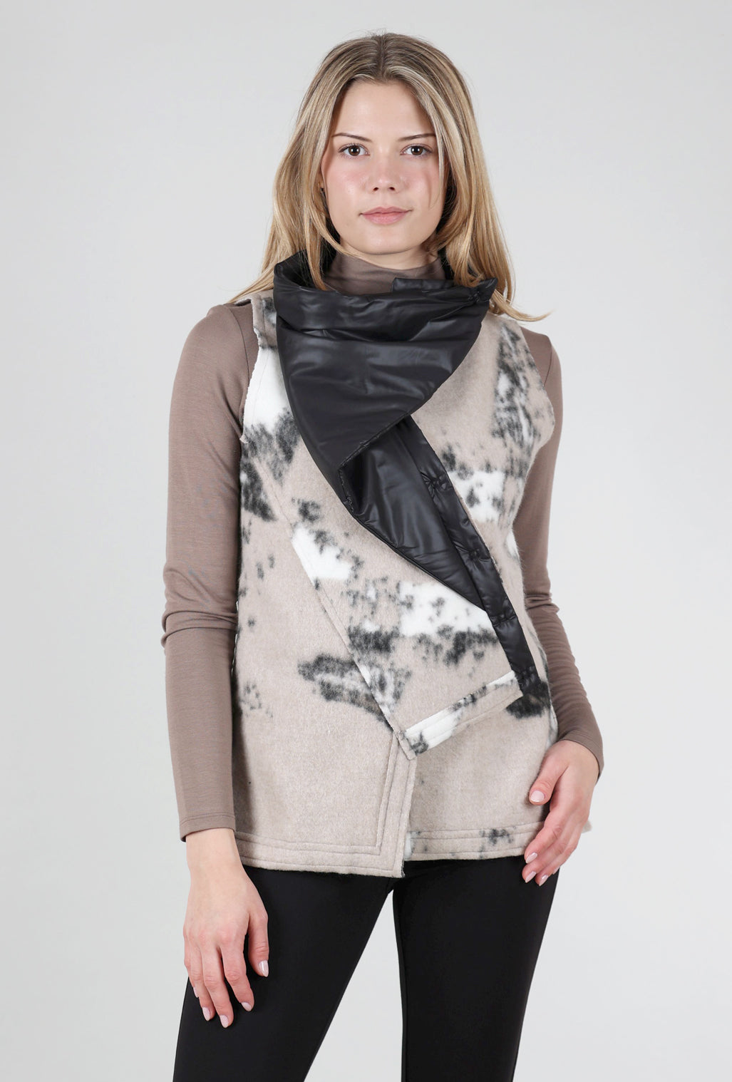 Luukaa Puffer Inset Woolly Vest, Beige 