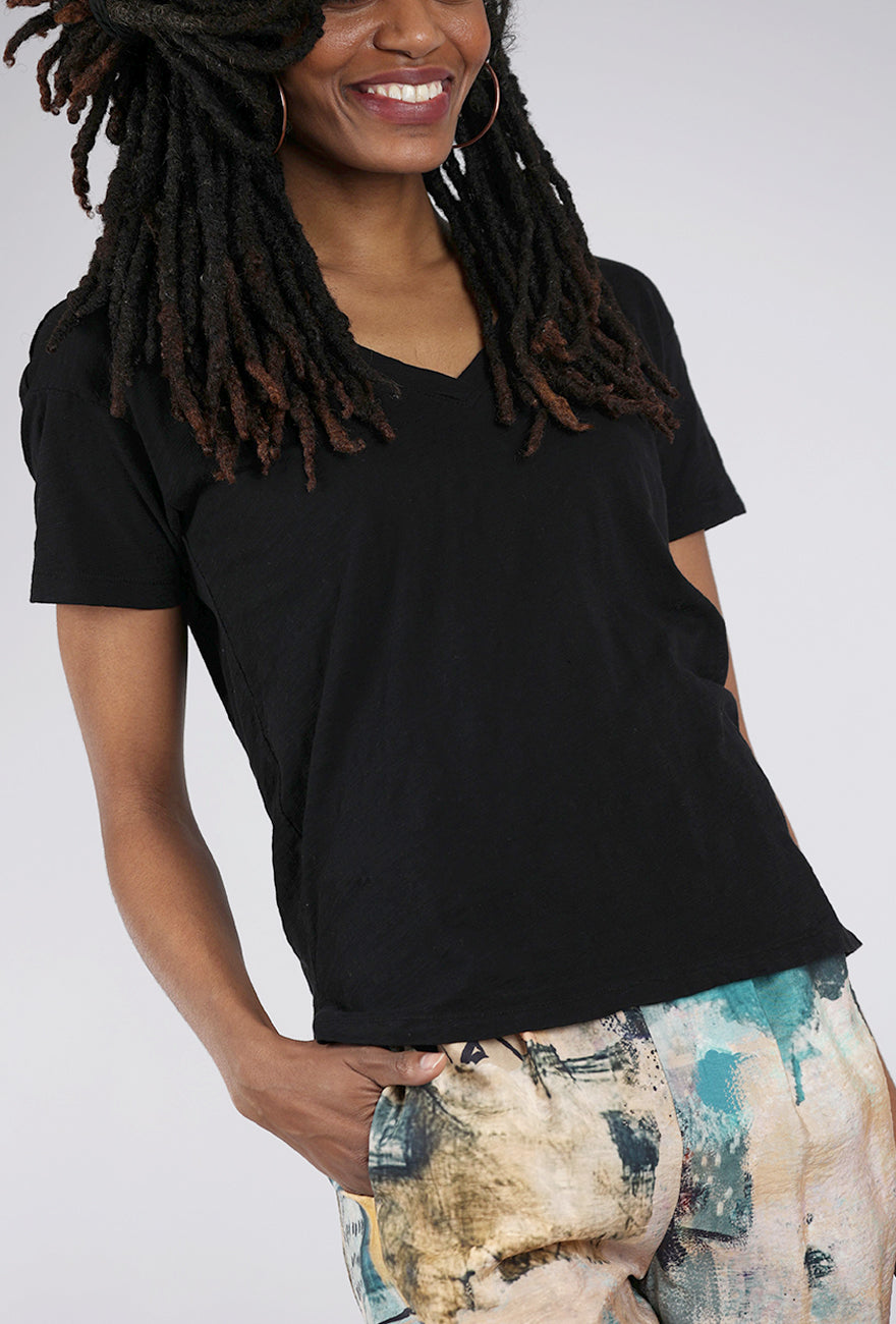 Mododoc S/S V-Neck Boxy Tee, Black 