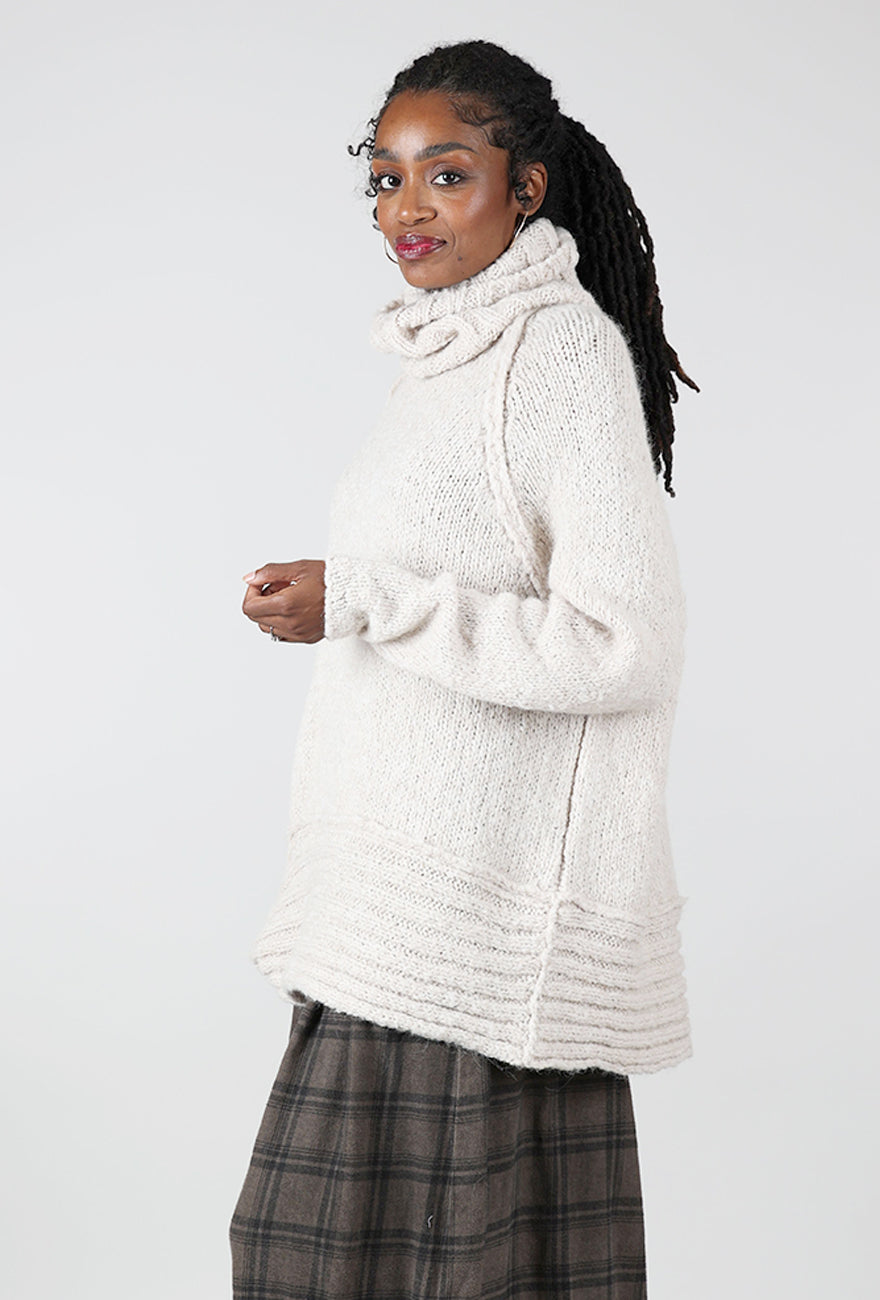 Studio B3 Passona Sweater, Oatmilk 