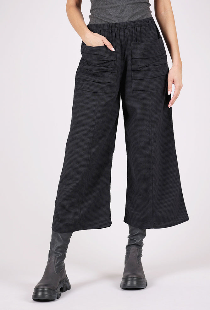 Piper Pant, Lights Out