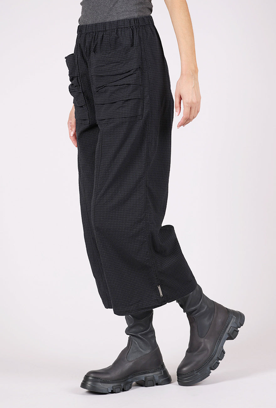Piper Pant, Lights Out