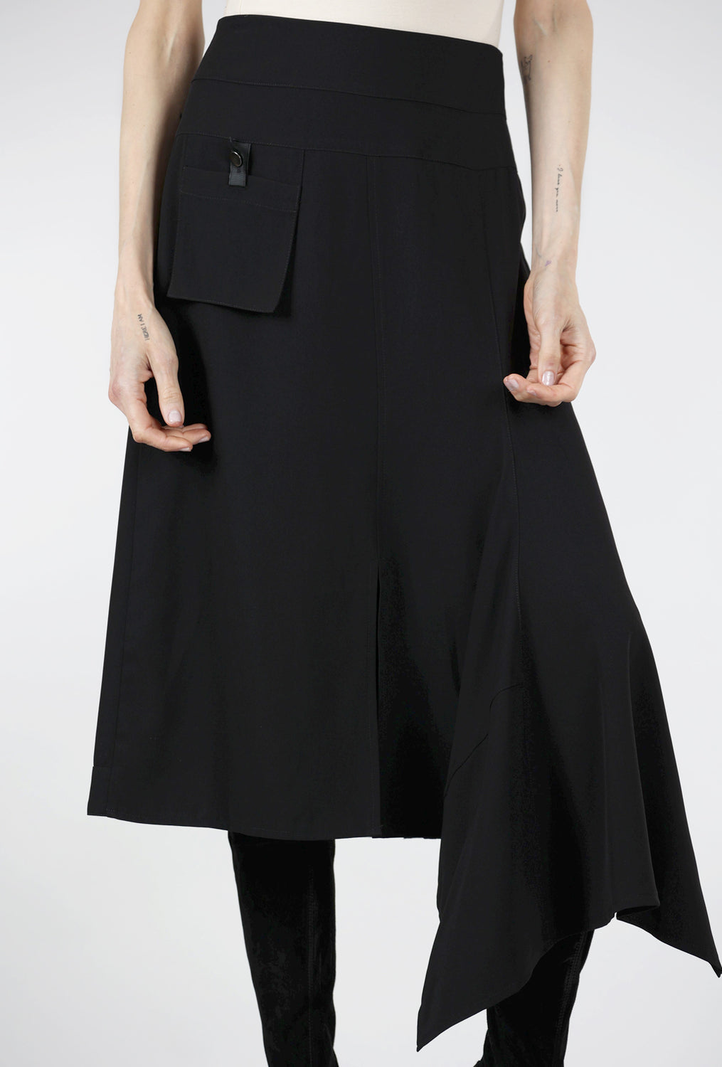 Peace of Cloth Becca Asym Skirt, Black 