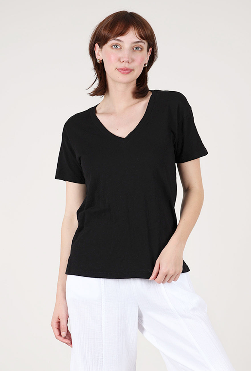 Mododoc S/S Boxy V-Neck Tee, Black 