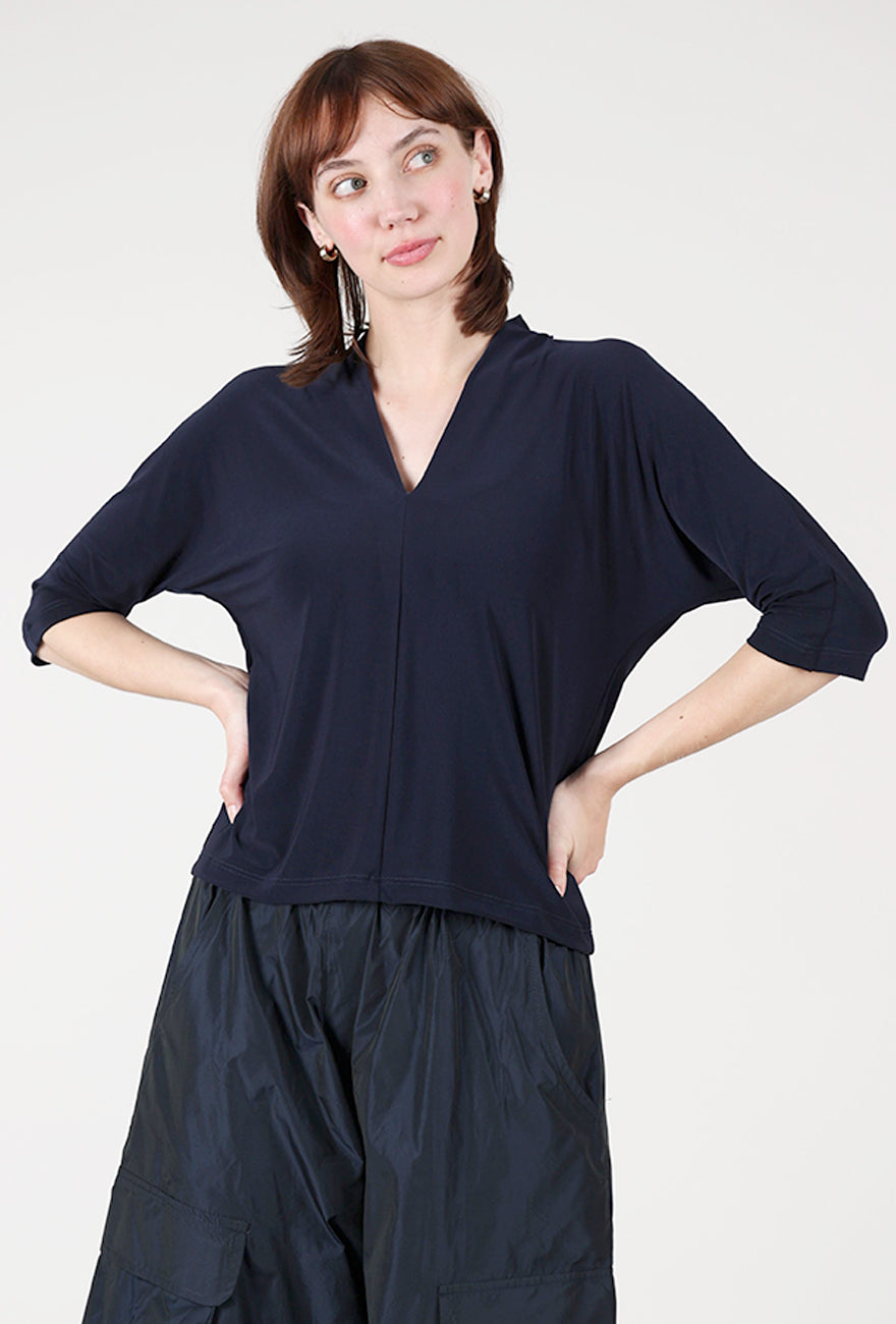 Alembika Matte Jersey Slim V Neck, Navy 