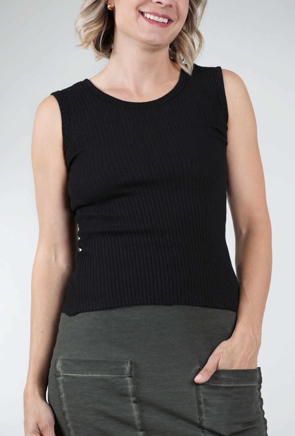 Prairie Cotton Fitted Ribbed Tank, Black 