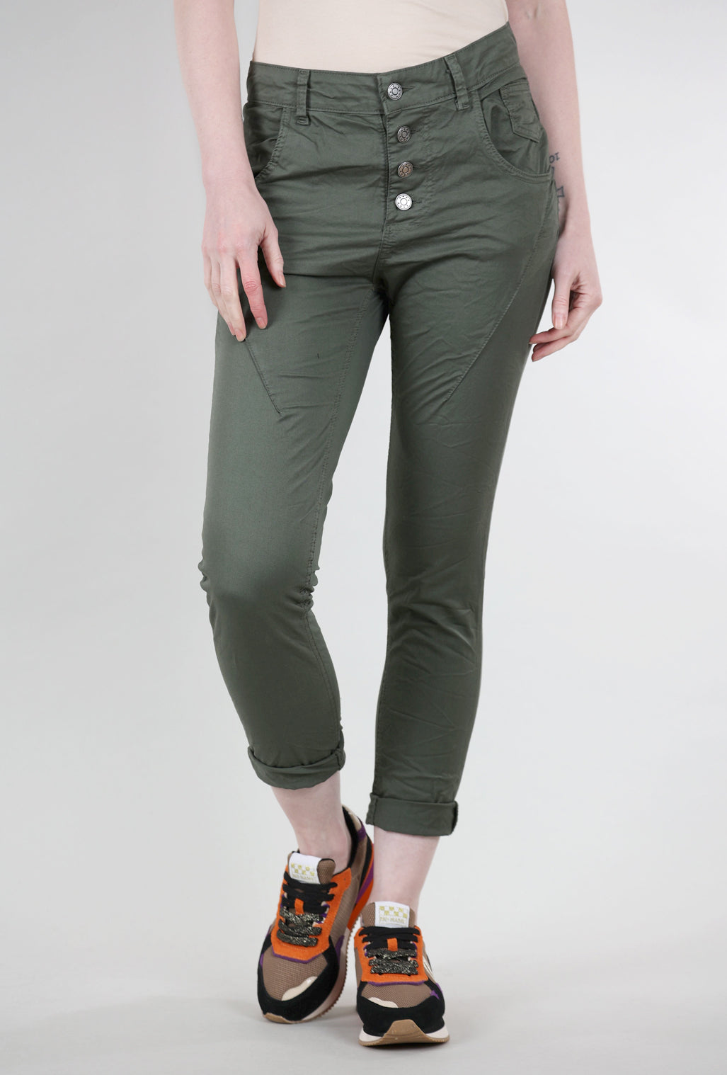 Femme Fatale Four-Button F/W Signature Pant, Olive 