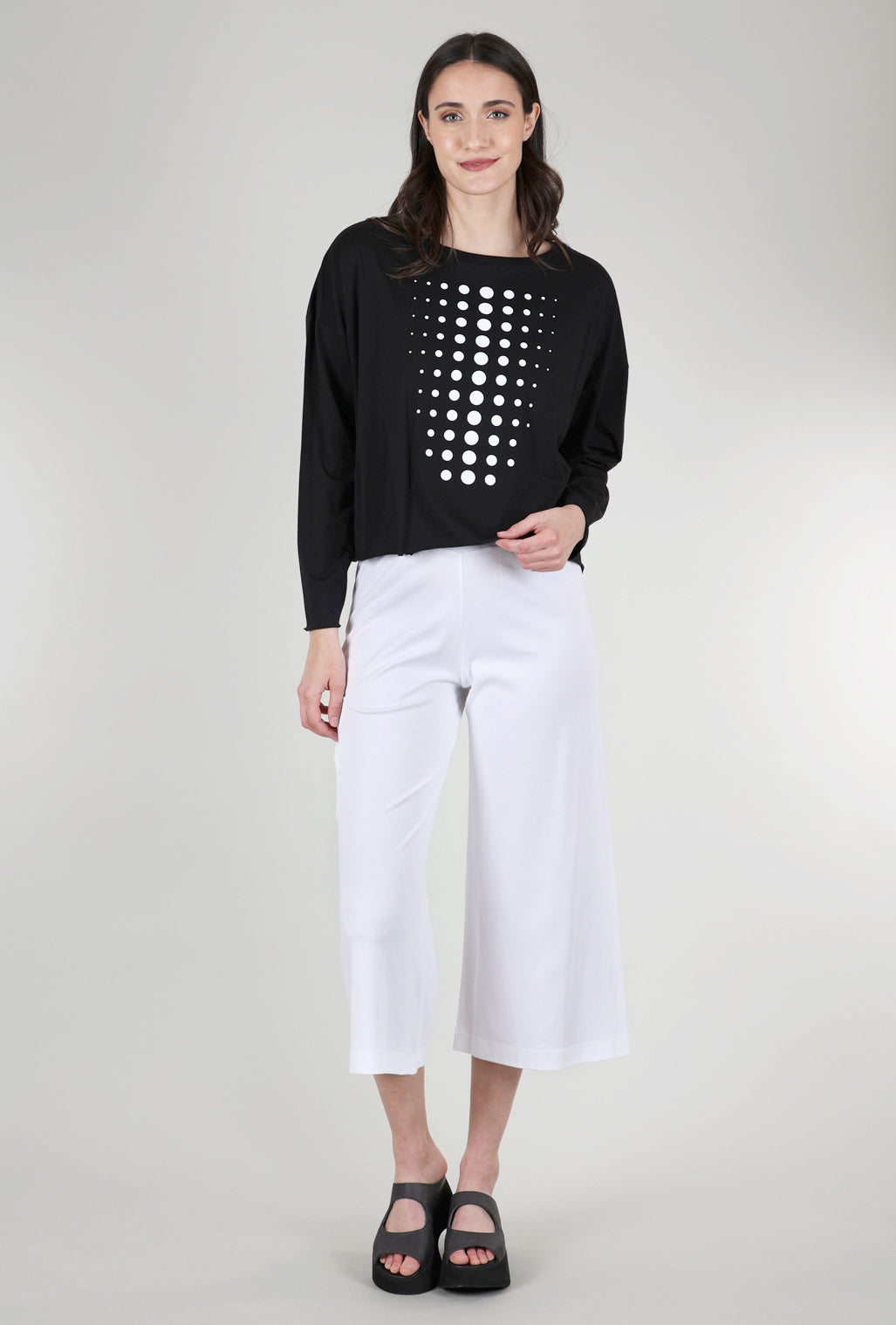 Planet Dot Dot Mini Boxy Tee, Black One Size Black