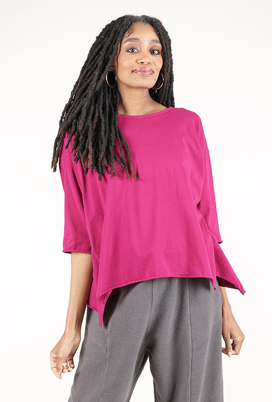 M Square Curved Seaming Tee, Raspberry 