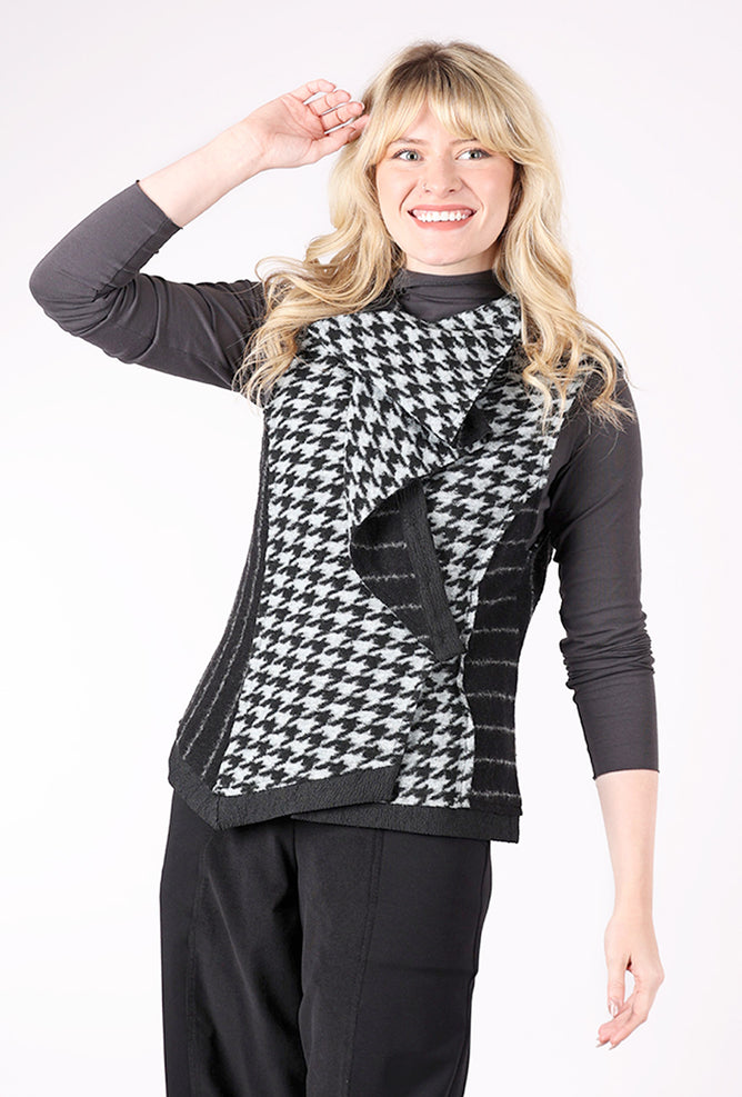 Luukaa Lyric Vest, Mono 