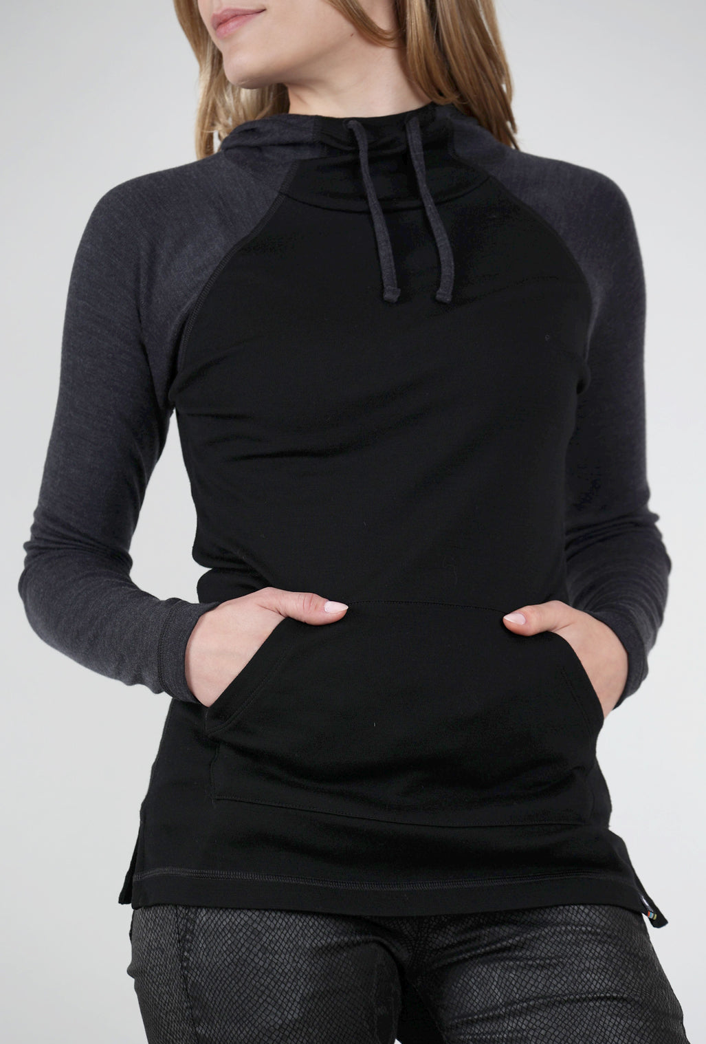 Smartwool Thermal Drape Hood Base Layer, Charcoal/Black 