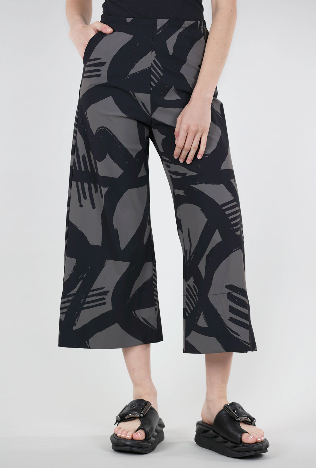 Porto Print Holiday Pant, Ravello Latte 