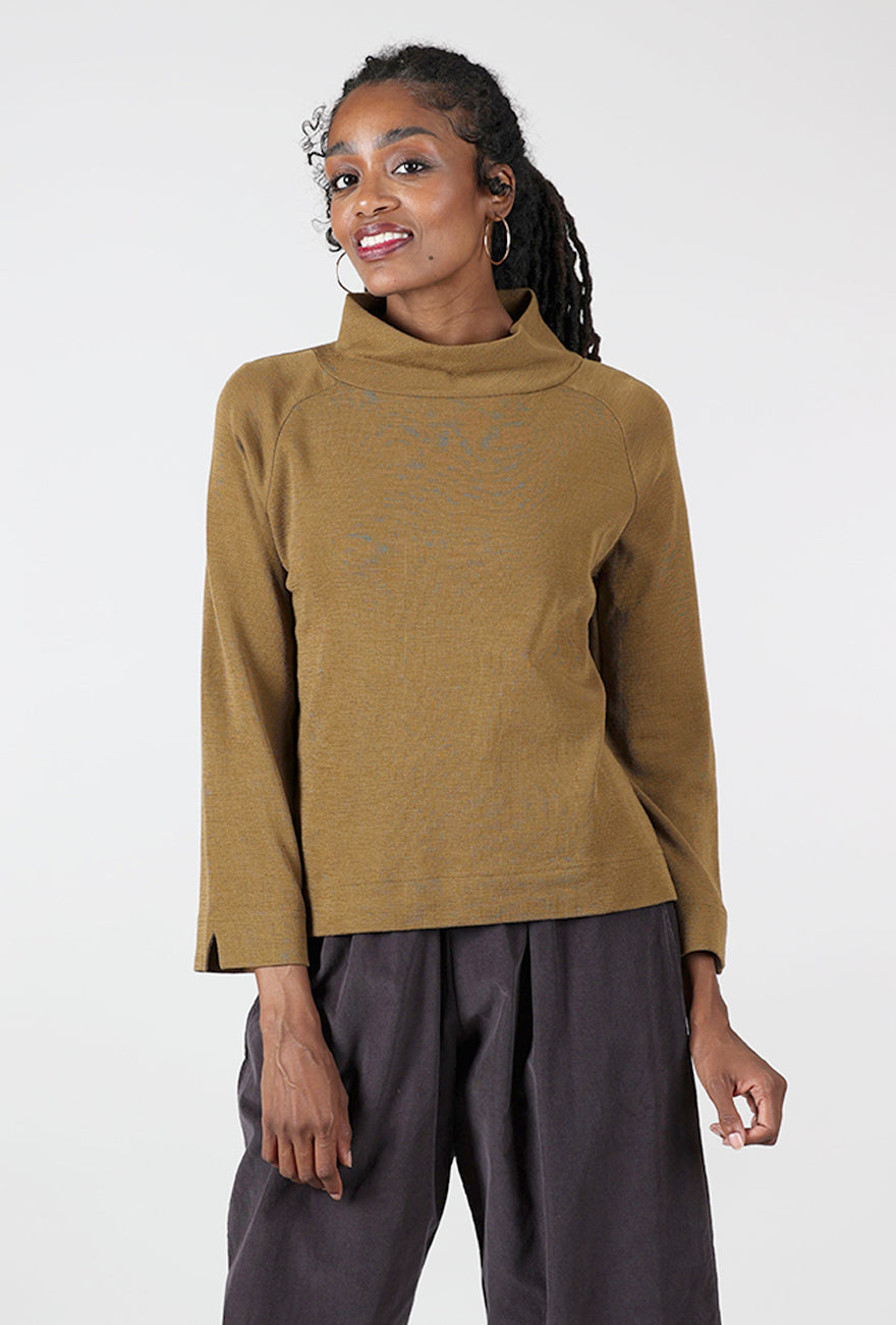 Funnel Saddleback Wool Top, Bronze
