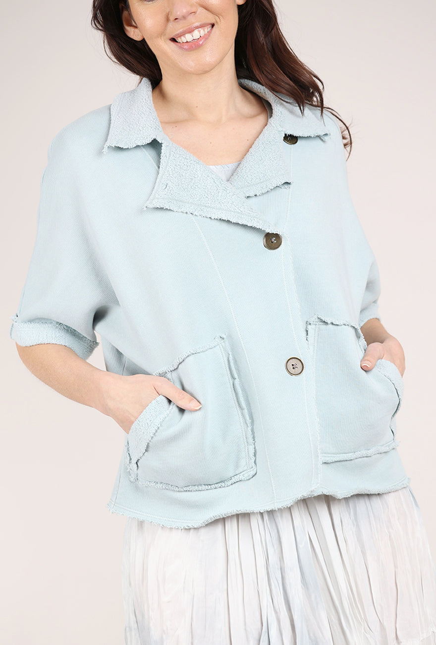 XCVI Kennisen Capelet, Carefree 