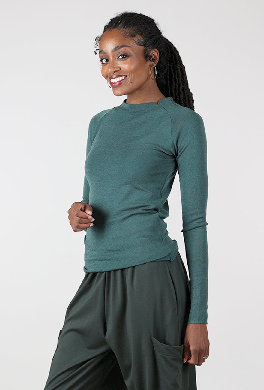 Saddle Back Wool Top, Granite Angle 2