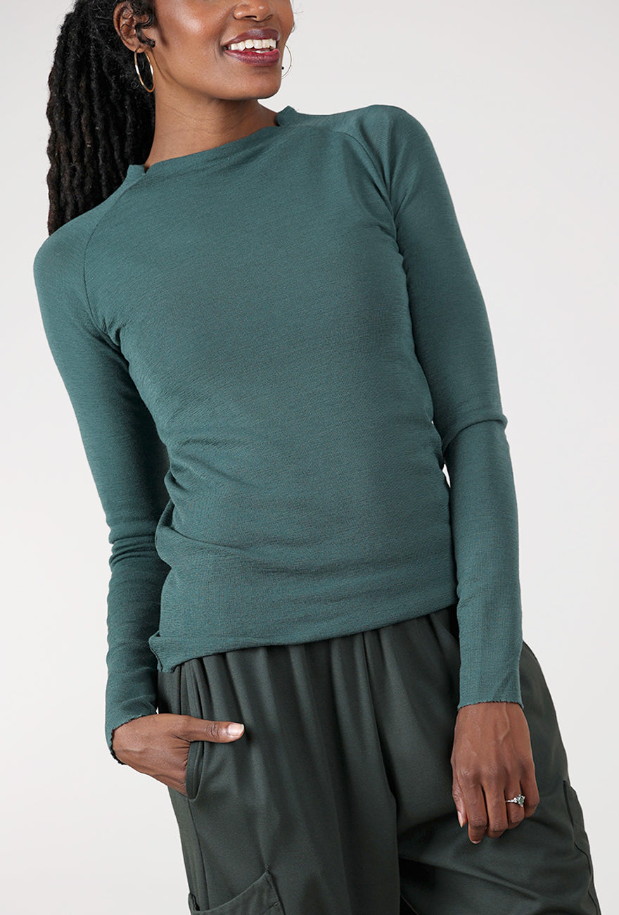 Saddle Back Wool Top, Granite Angle 4